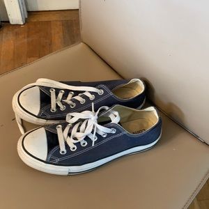Converse size 9